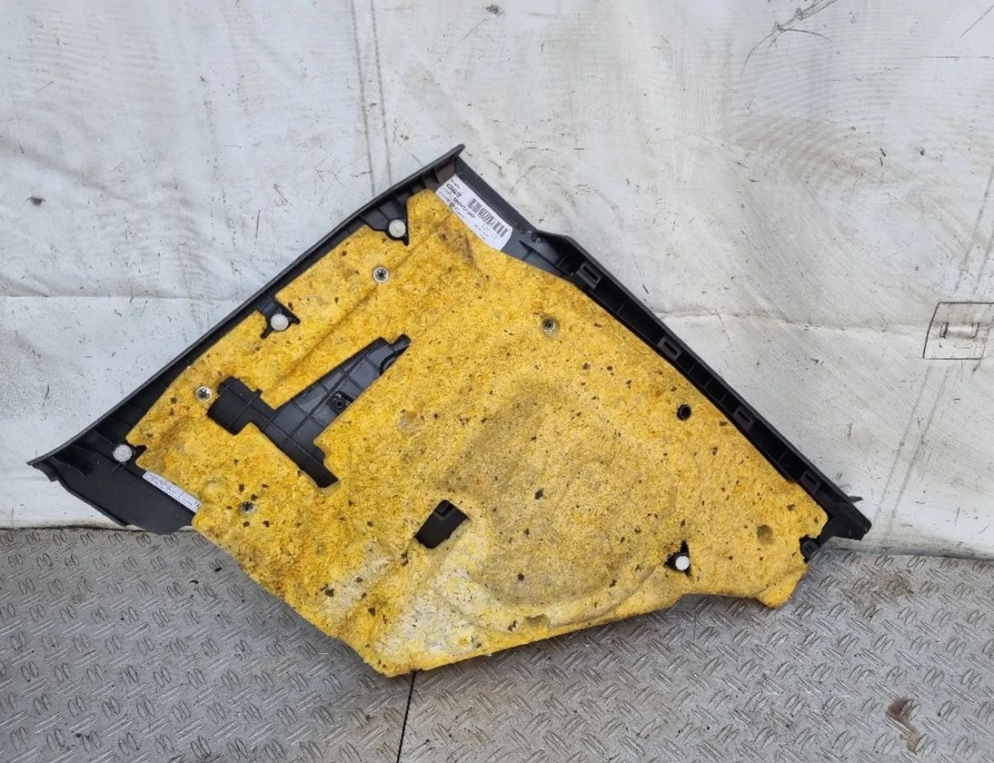 BMW 1 Series E81/E82/E87/E88 (2004-2013) Panneau de porte arrière gauche 2996097,51432996097,10628510 27741477