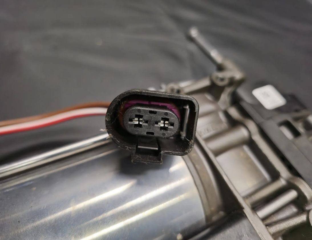 PORSCHE Cayenne 3 generation (2017-2023) Compresseur de suspension 4M0616005H,10R036089,4154064010,26071634,443020300,T00256542 28792256