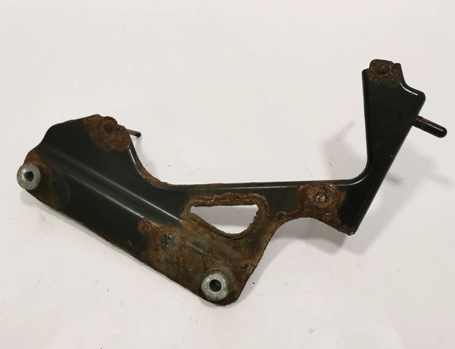 MERCEDES-BENZ E-Class W212/S212/C207/A207 (2009-2016) Support de compresseur de suspension A2123200143 14543515