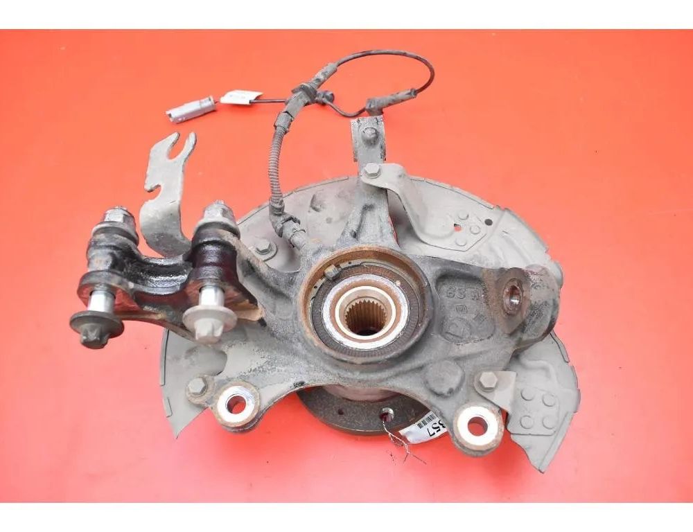 PEUGEOT 5008 2 generation (2017-2020) Moyeu De Roue Avant Droit 9825606280 30955897