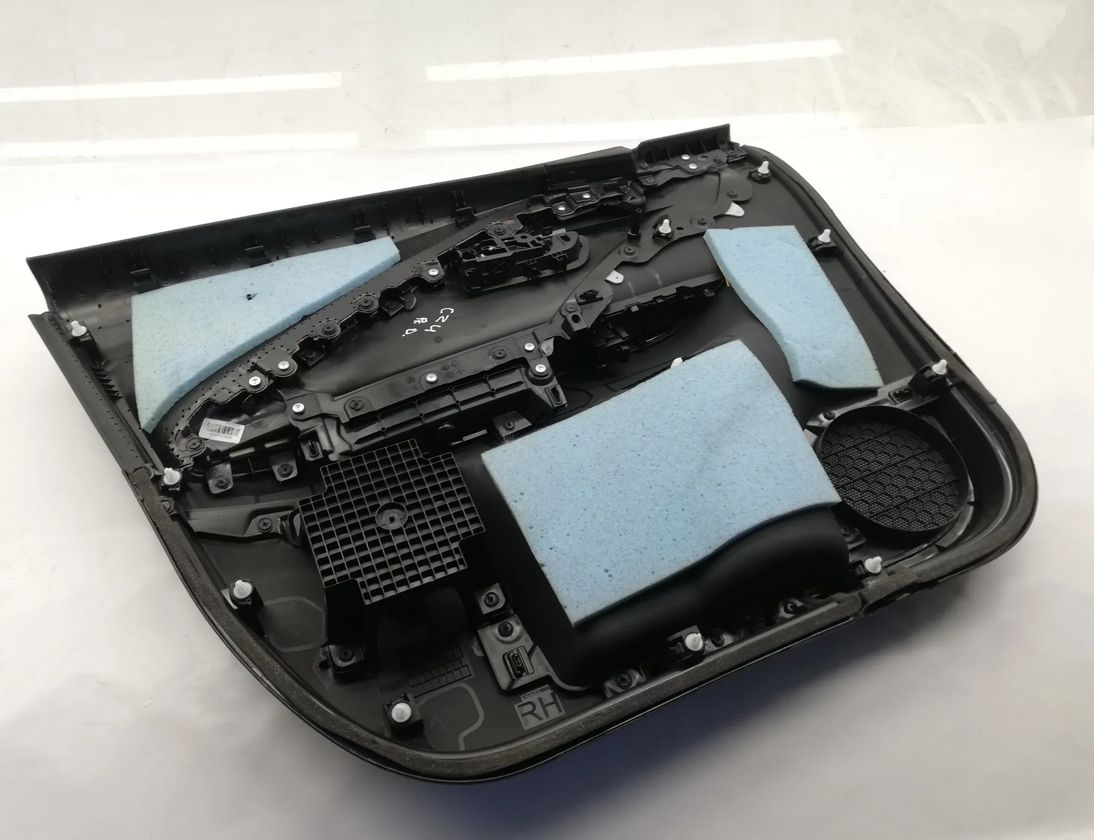 TOYOTA C-HR 2 generation (2023-2024) Panneau de porte avant droit 67705-X1B77 31616921