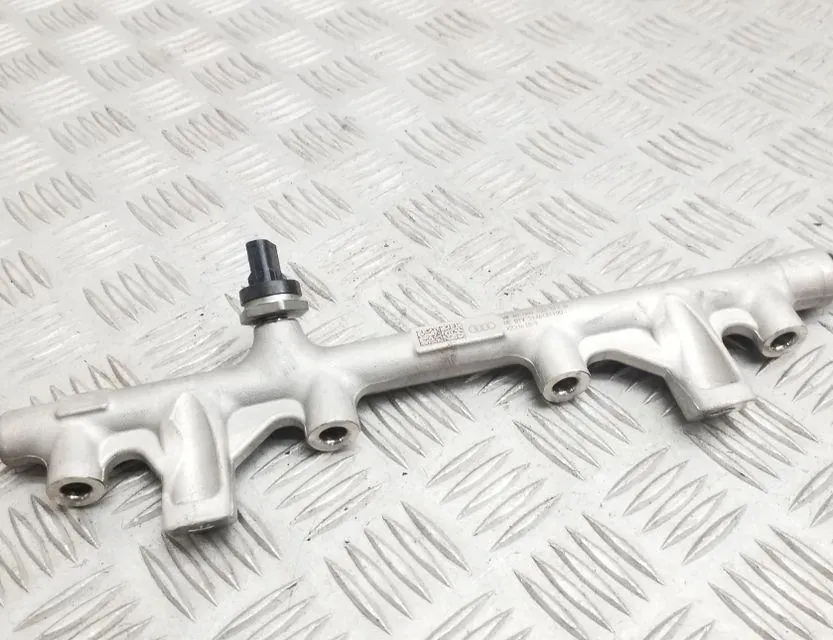 AUDI A4 B9/8W (2015-2024) Rampe de carburant 06L906054D,06Q133317B 34721523