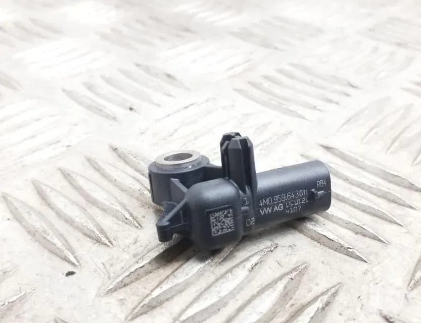 AUDI A4 B9/8W (2015-2024) Capteur d'impact latéral gauche 4M0959643 34737533