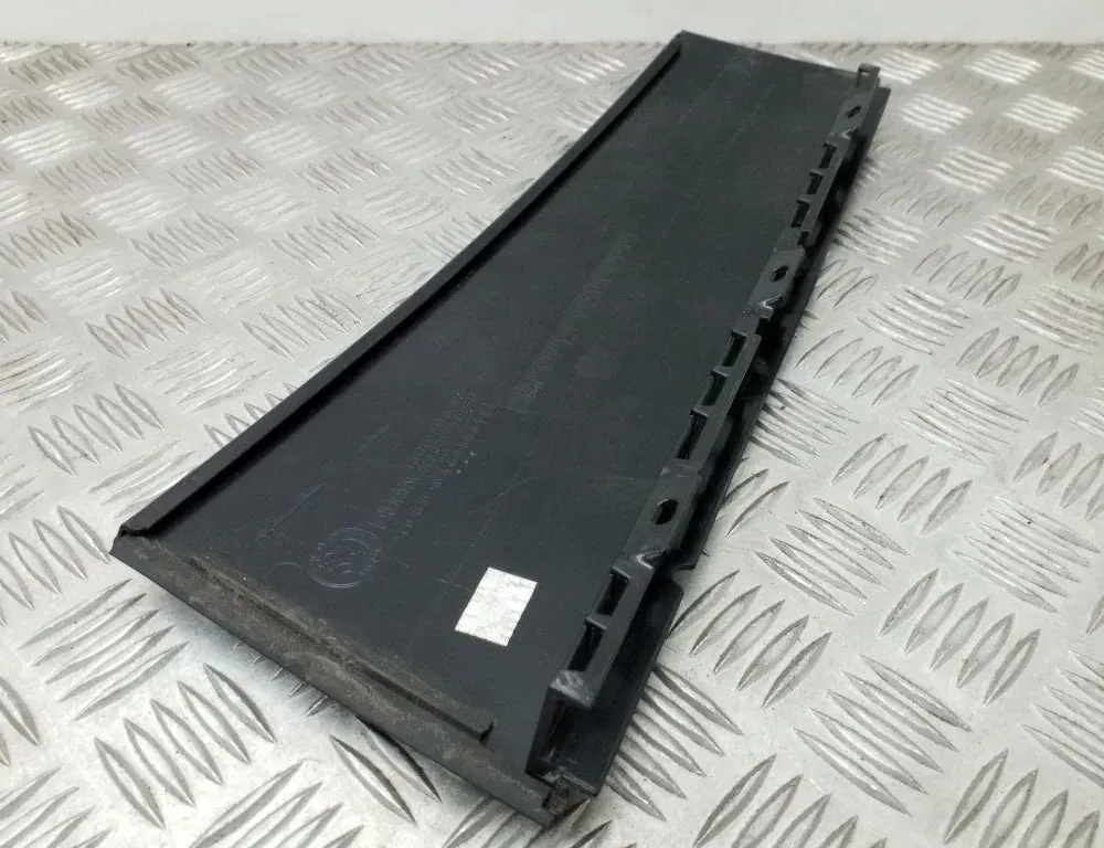 SKODA Yeti 1 generation (2009-2018) Moulure de fenêtre de porte arrière gauche 5L0839903 34730128