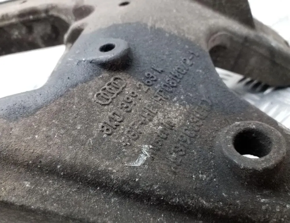 AUDI A4 B8/8K (2011-2016) Support de montage de boîte de vitesses 8K0399263K 34727994