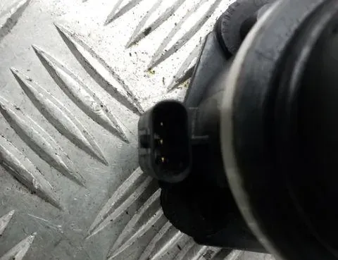 AUDI A4 B8/8K (2011-2016) Moteur à eau de circulation 03L965561A 34717154