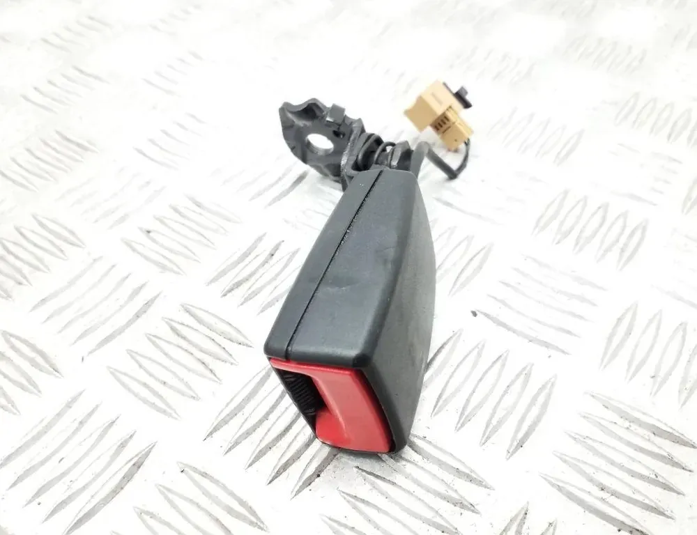 AUDI A6 C7/4G (2010-2020) Boucle du siège arrière central 4G0857740A 34719504