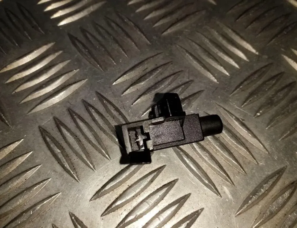 SKODA Octavia 3 generation (2013-2020) Capteur de frein à main 1J0947561 34749888