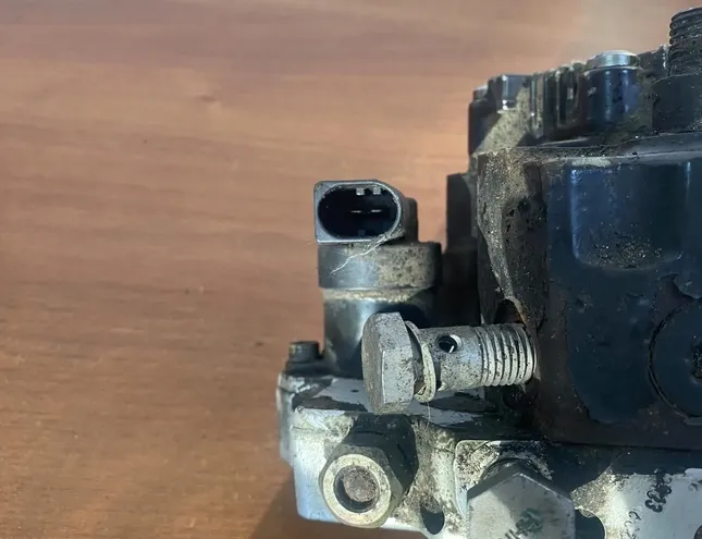 AUDI A8 D3/4E (2002-2010) Pompe à carburant #E326,0445010090 22252455