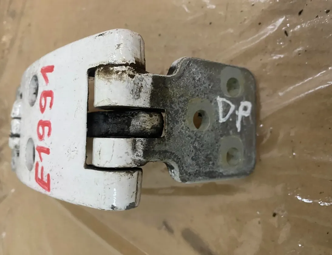 MERCEDES-BENZ Sprinter 2 generation (906) (2006-2018) Charnière De Capot Avant Droit #E1991,A9067400237 24475581