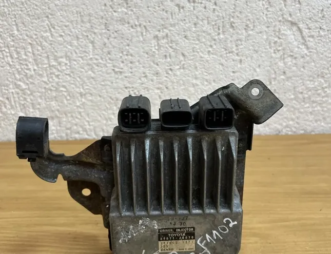 TOYOTA Verso 1 generation (2009-2015) Calculateur d'injecteurs de carburant #F1102,89871-20070 24975172
