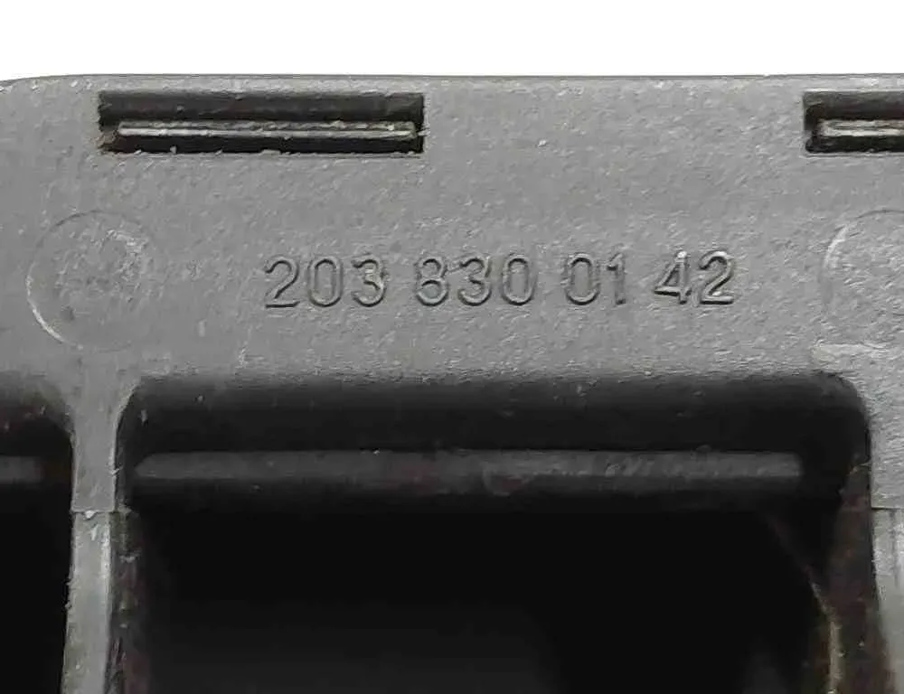 MERCEDES-BENZ CLC-Class CL203 (2008-2011) Grilles de ventilation du corps 2038300142 32727773