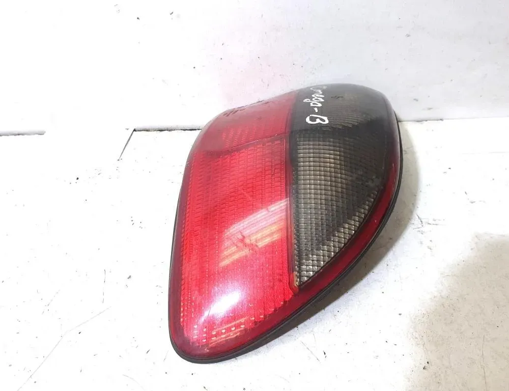 OPEL Omega B (1994-2003) Feu arrière droit 45286 31548475