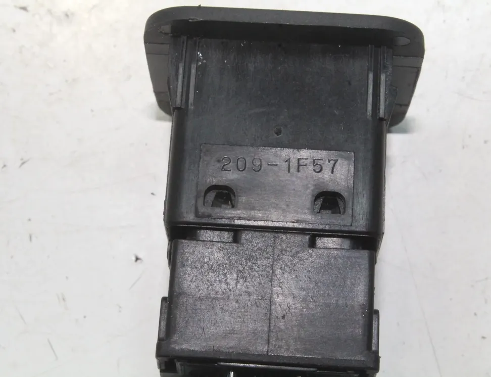 LEXUS NX 1 generation (2014-2021) Commutateur SRS 33377861