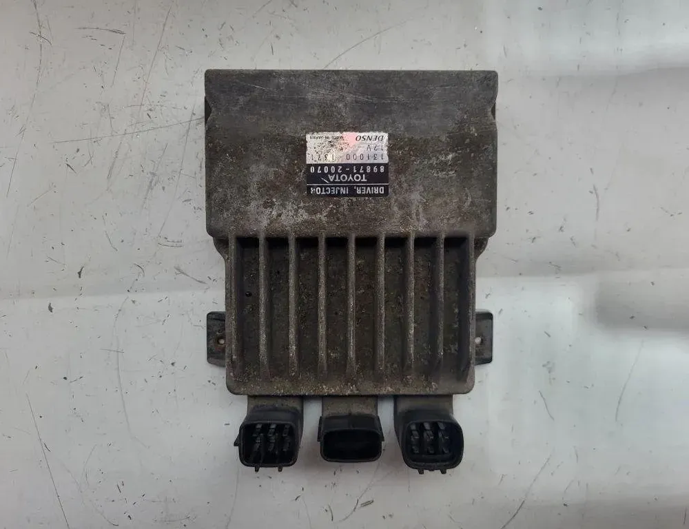TOYOTA Avensis 2 generation (2002-2009) Calculateur d'injecteurs de carburant 8987120070,1310001371 32261278