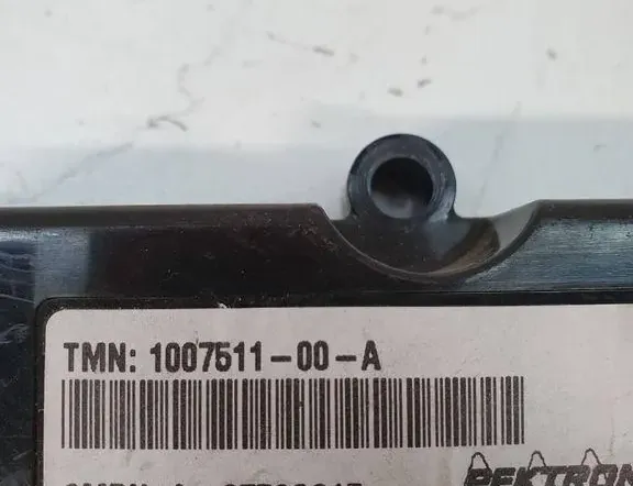 TESLA Model S 1 generation (2012-2024) Unité de commande du couvercle de coffre 1007511-00-A,1007511,100751100,100751100A 34004188