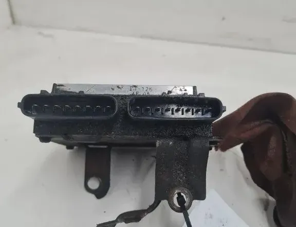 TOYOTA Avensis 2 generation (2002-2009) Calculateur d'injecteurs de carburant 8987120050 33283402