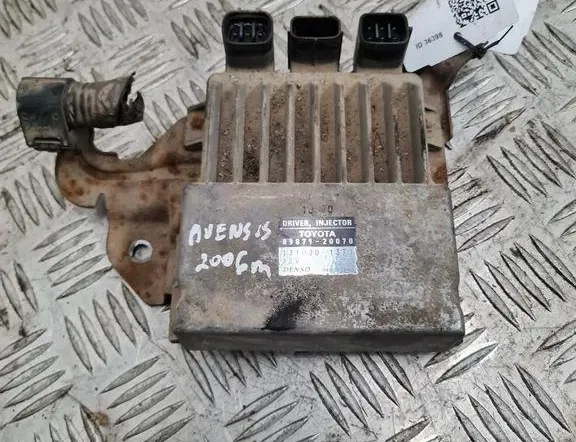 TOYOTA Avensis 2 generation (2002-2009) Calculateur d'injecteurs de carburant 8987120070 33302441