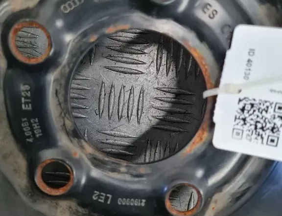 AUDI A4 B6/8E (2000-2005) Roue de secours 8K0601 33307039