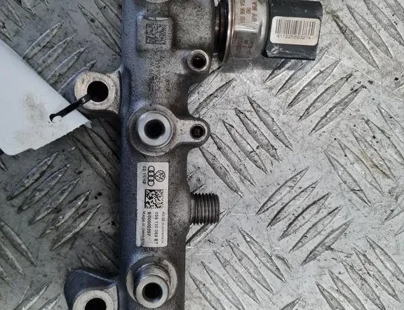 AUDI A6 C8/4K (2018-2024) Rampe de carburant 059130089BT 33307893