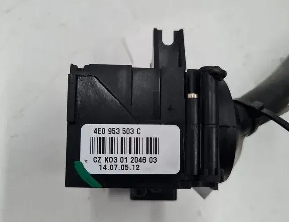 AUDI A4 B7/8E (2004-2008) Contrôle des essuie-glaces 4E0953503C 33392800