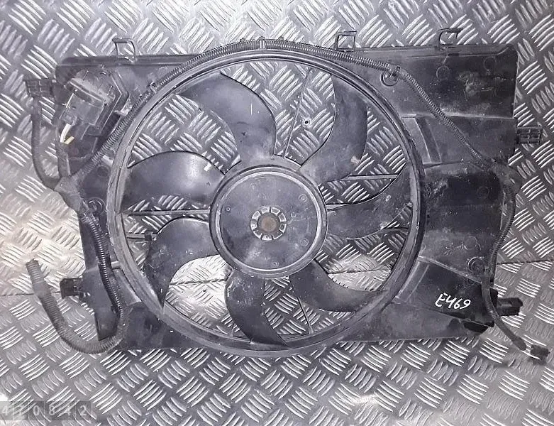 OPEL Astra J (2009-2020) Ventilateur de radiateur 0130308485 28633687