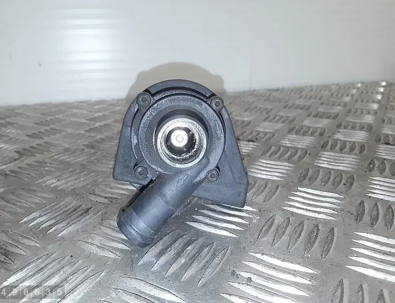 AUDI TT 8J (2006-2014) Moteur à eau de circulation 30950000 30624861