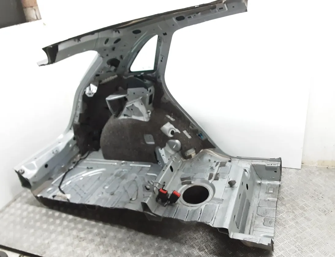 AUDI Q3 8U (2011-2020) Panneau de custode arrière gauche 34140479