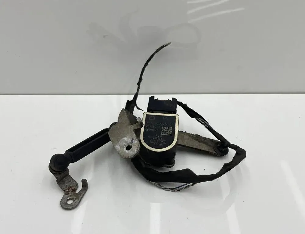 BMW 5 Series G30/G31 (2016-2023) Capteur de niveau avant droit ABE52153,2959574 31523712