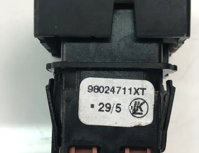 CITROËN Berlingo 2 generation (2008-2023) Commutateurs 98024711XT 23832536
