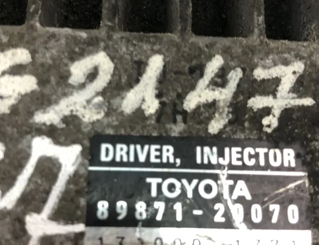 LEXUS IS XE20 (2005-2013) Unité de contrôle 89871-20070 25953244