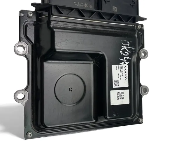 VOLVO V90 2 generation (2016-2024) Calculateur d'unité de commande du moteur 32242005 33079842