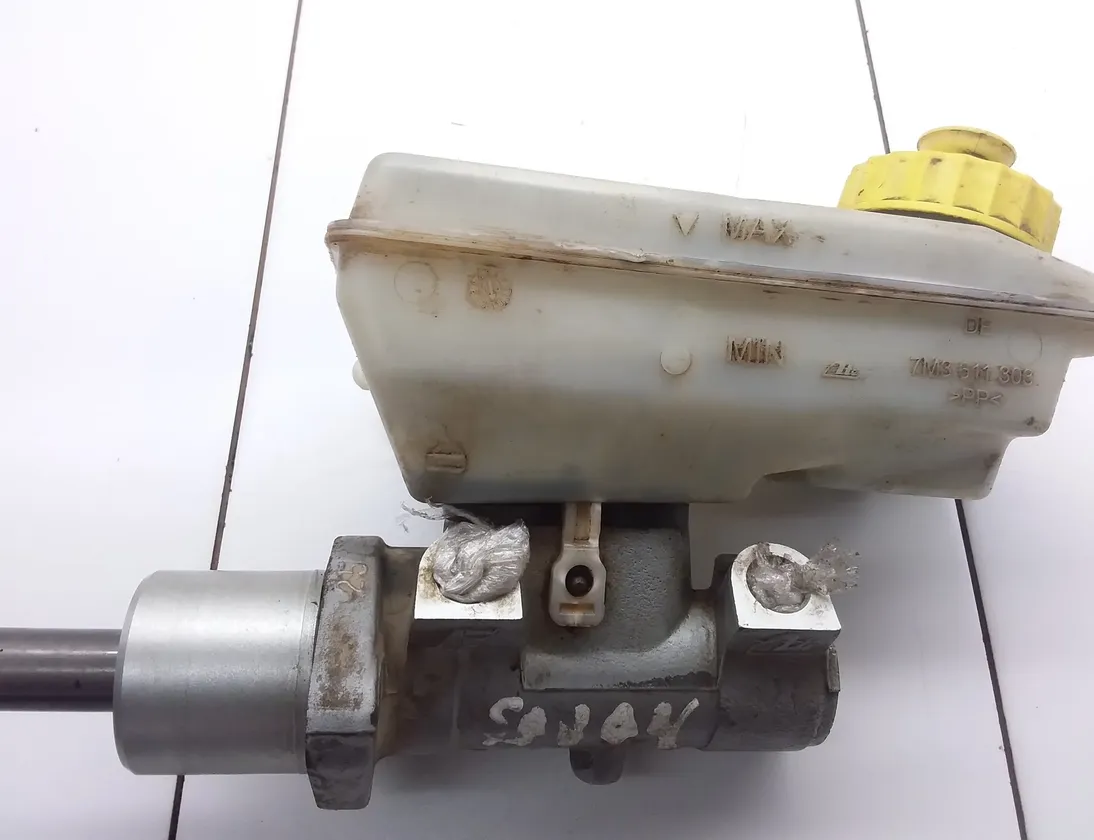 VOLKSWAGEN Sharan 1 generation (1995-2010) Cylindre de frein 0212,03126,7M3611303 21402867