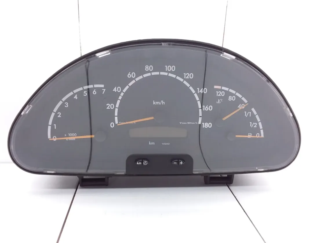 MERCEDES-BENZ Sprinter 1 generation (903) (1995-2006) Compteur de vitesse A0014468521,88311295 24450825