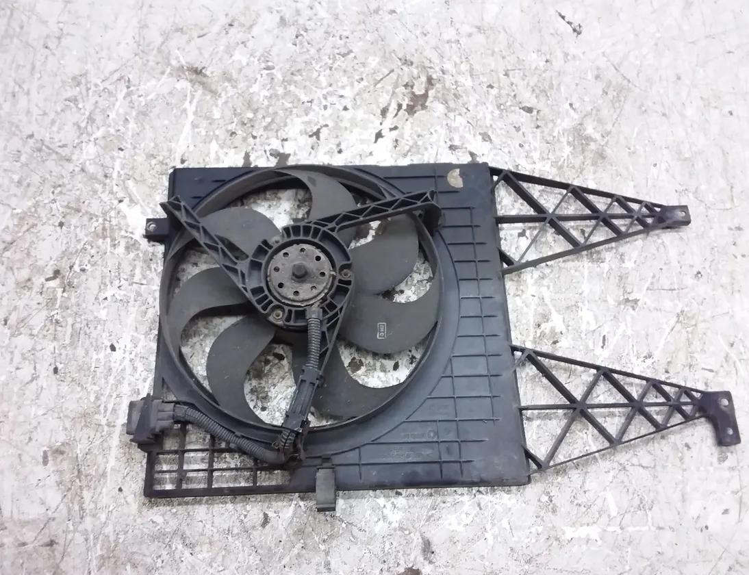 VOLKSWAGEN Golf 4 generation (1997-2006) Ventilateur de radiateur 1355d2351,1j0121207 26054011