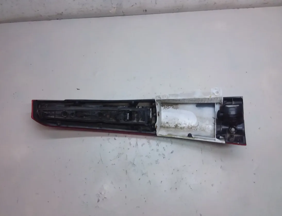 OPEL Meriva 1 generation (2002-2010) Feu arrière droit 93294346 31227952
