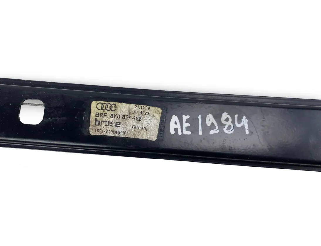 AUDI A4 B8/8K (2011-2016) Moteur de commande de vitre de porte avant droite 8K0837462 33560904