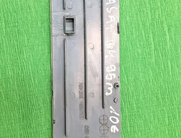 VOLKSWAGEN Passat B4 (1993-1997) Réflecteur avant 125084B 35353561