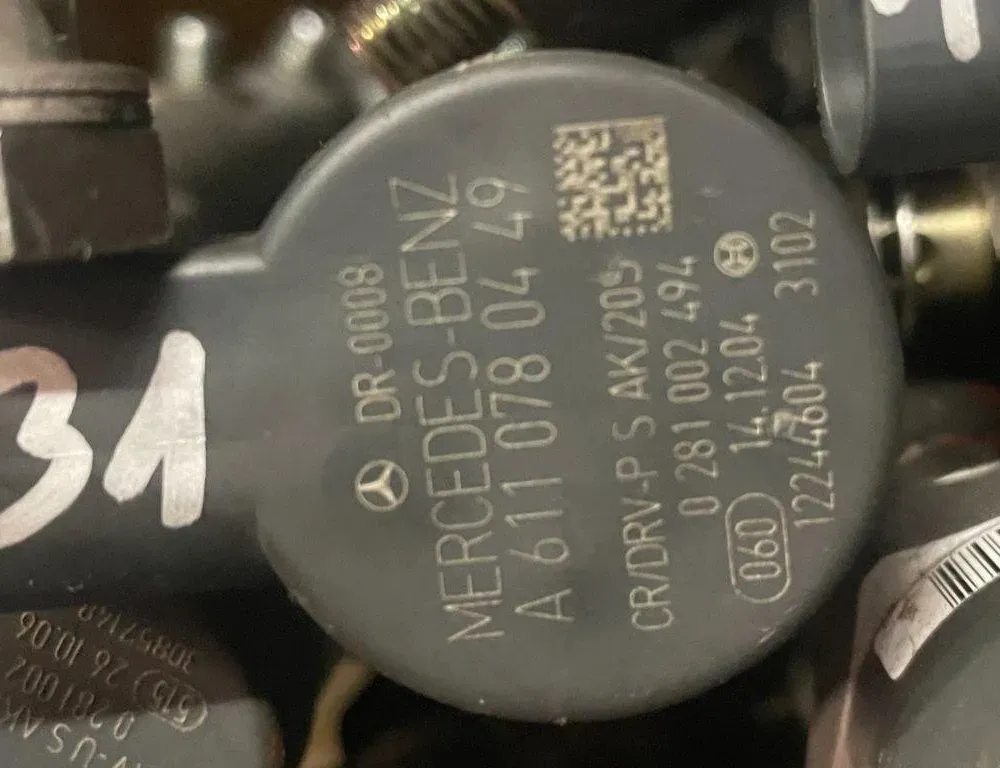 MERCEDES-BENZ E-Class W211/S211 (2002-2009) Rampe de carburant A6120700195 31061060