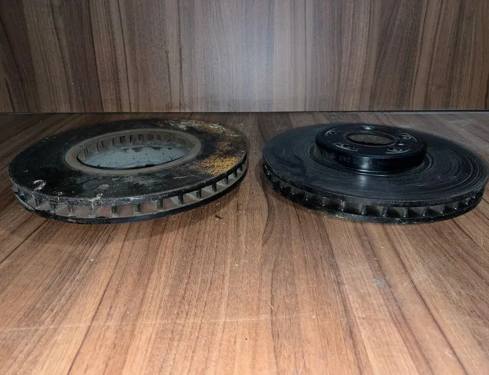 BMW X6 F16 (2014-2020) Disque de frein avant gauche 6793243 33767611