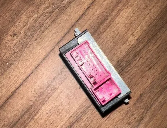 BMW X3 F25 (2010-2017) Contrôle de la pompe à carburant 7301554 33767938