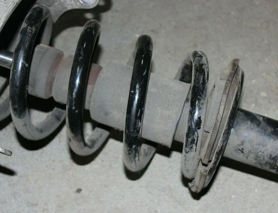 AUDI A4 B8/8K (2011-2016) Amortisseur Avant Droit 8R0031G 31941912