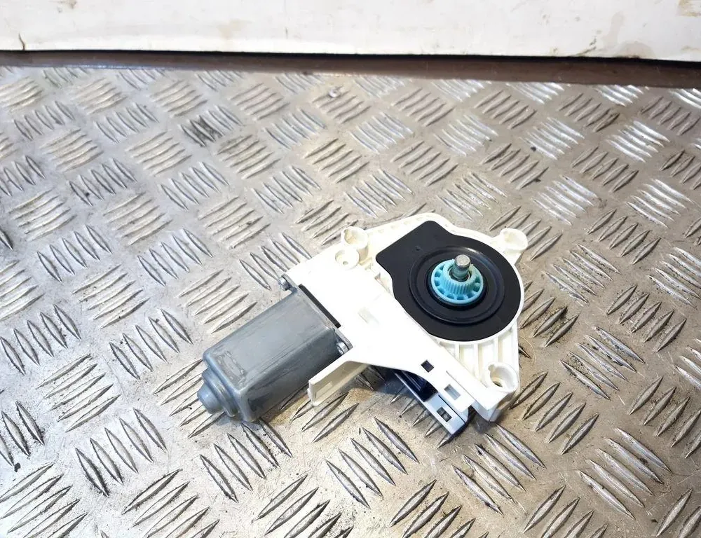 AUDI Q3 F3 (2018-2024) Moteur de lève-vitre de porte avant gauche 8K0959802B 33416144
