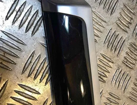 PORSCHE Cayenne 958 (2010-2018) Moulure de porte avant droite 7P5857222 33419284