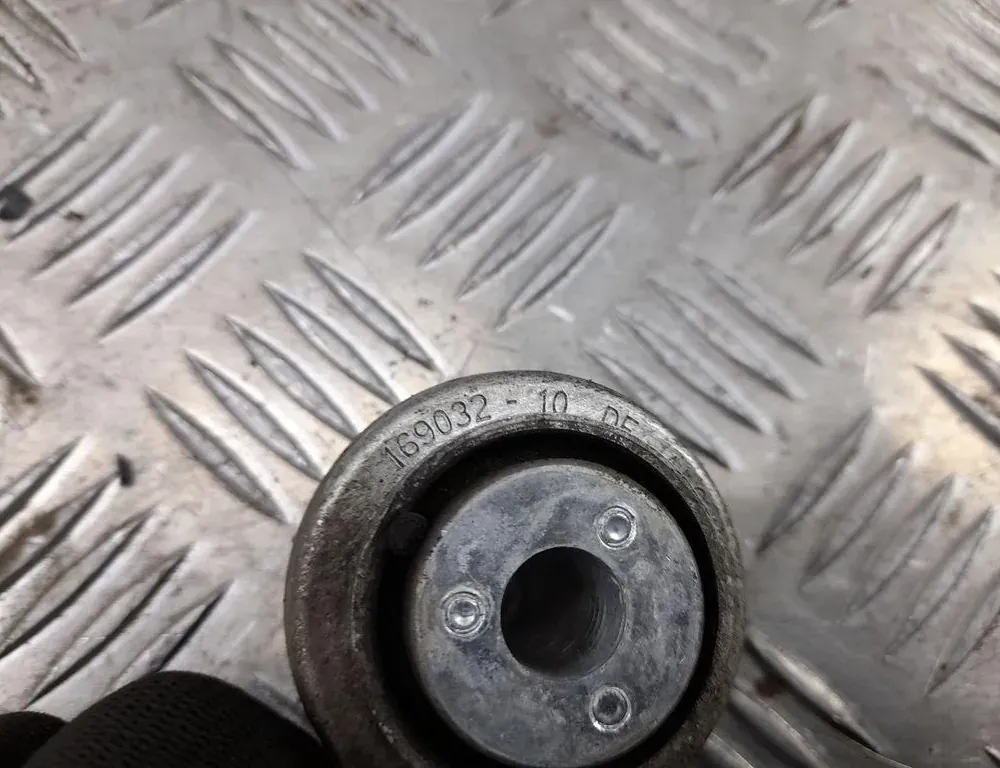 BMW 6 Series F06/F12/F13 (2010-2018) Bras arrière gauche 16903210,6775683 33426644