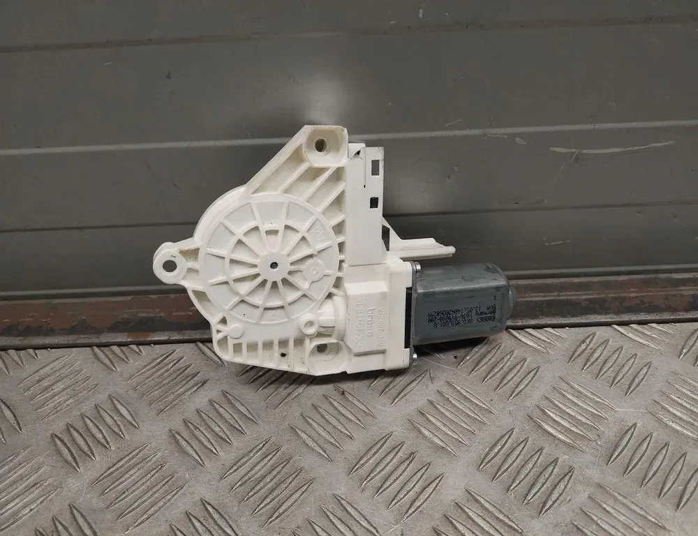 AUDI A8 D2/4D (1994-2002) Moteur de lève-vitre de porte avant gauche 8K0959801B 33431471