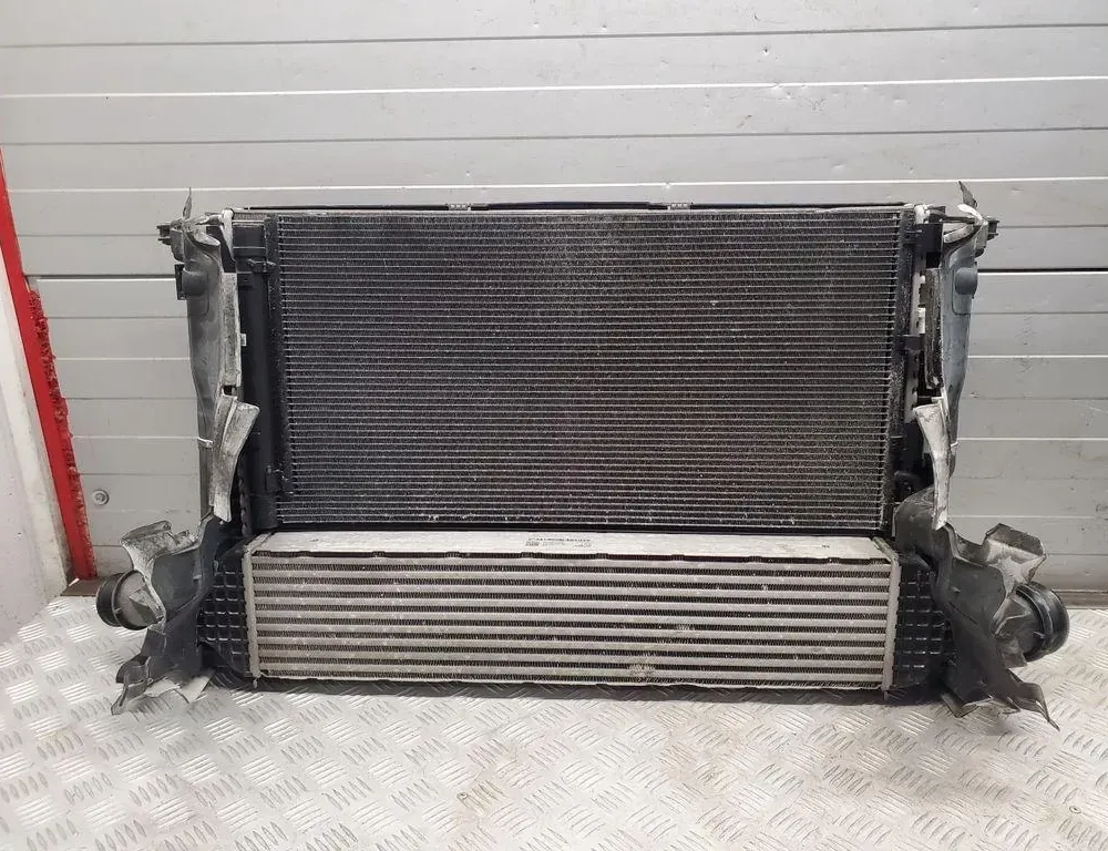 AUDI A4 B9/8W (2015-2024) Pièces de refroidissement 8W0959455T 33448740