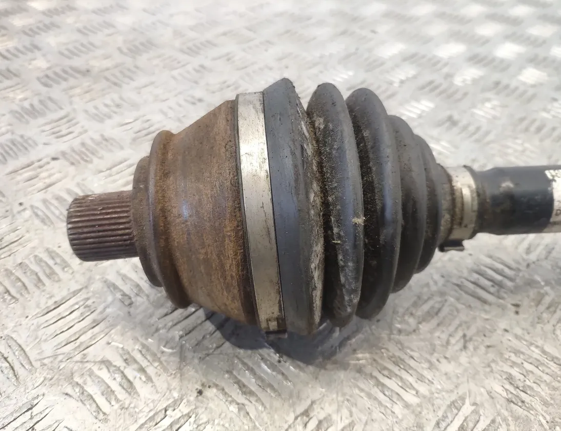 AUDI A8 D3/4E (2002-2010) Arbre de transmission avant droit 4E0407272P 14572515