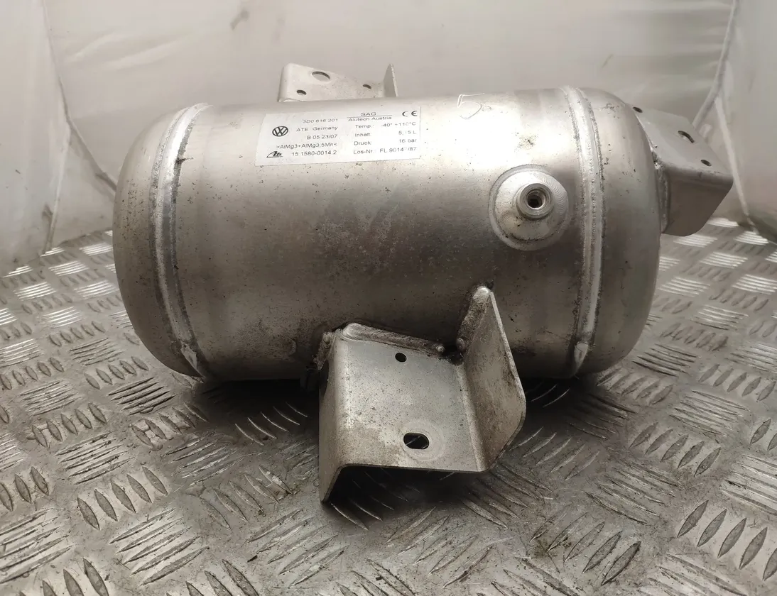 BENTLEY Continental Flying Spur 2 generation (2008-2013) Reservoir pneumatique 3D0616201 15266599