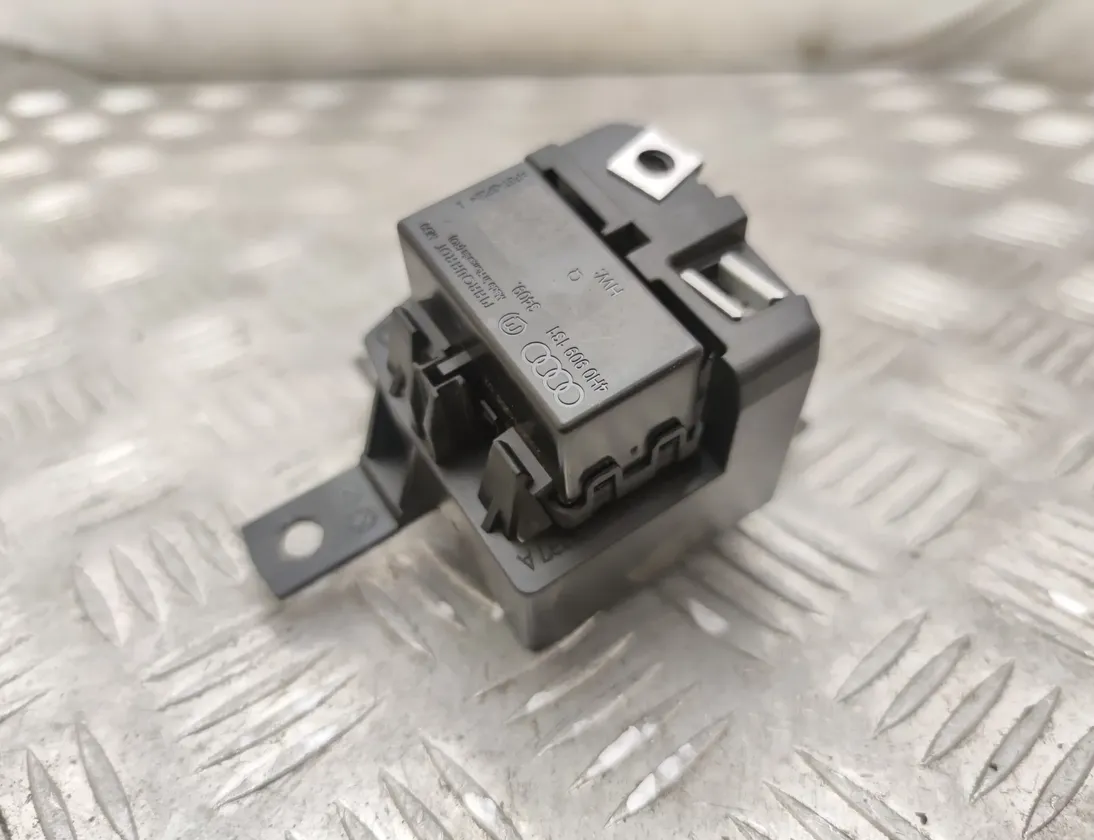 AUDI A8 D4/4H (2010-2018) Lecteur antidémarrage (aérien) 4H0909131 16924315